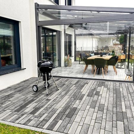 בירקנוורדר Bohnapartments Luxury Villa Berlin - 210Qm - Wintergarten - Kamin - 4 Kostenlose Parkplaetze - 6 Schlafzimmer - Neubau - Luxusausstattung מראה חיצוני תמונה