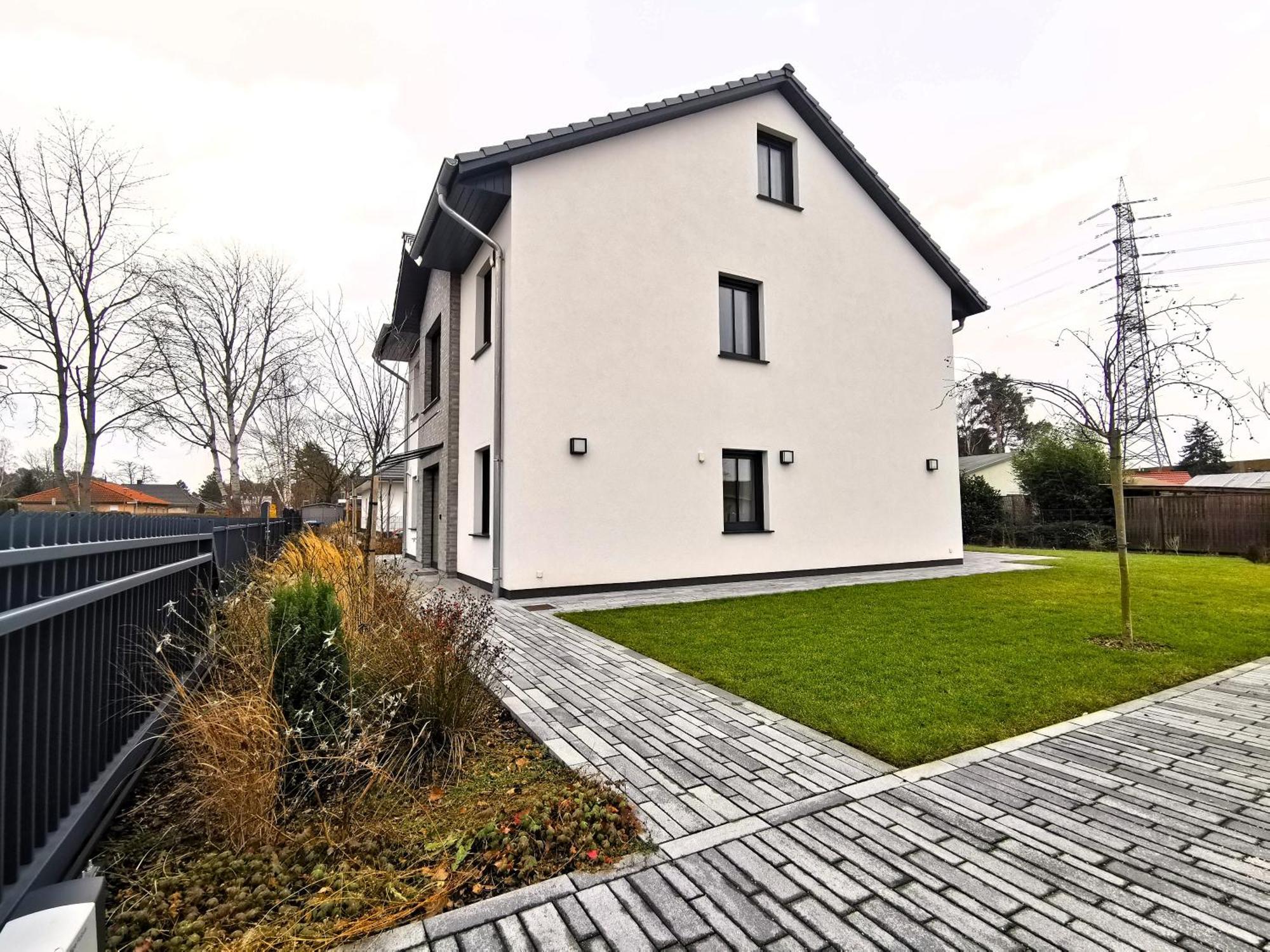 בירקנוורדר Bohnapartments Luxury Villa Berlin - 210Qm - Wintergarten - Kamin - 4 Kostenlose Parkplaetze - 6 Schlafzimmer - Neubau - Luxusausstattung מראה חיצוני תמונה